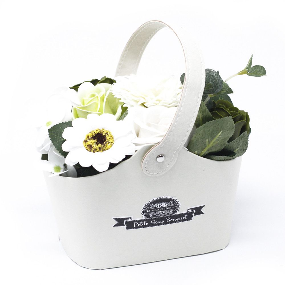 Bukiet Petite Basket – Pastelowa Zieleń
